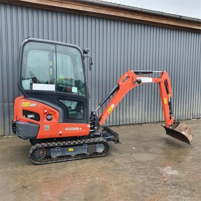 Kubota KX018