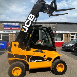 Telehandlers & Forklifts for hire