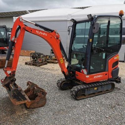 Kubota KX018