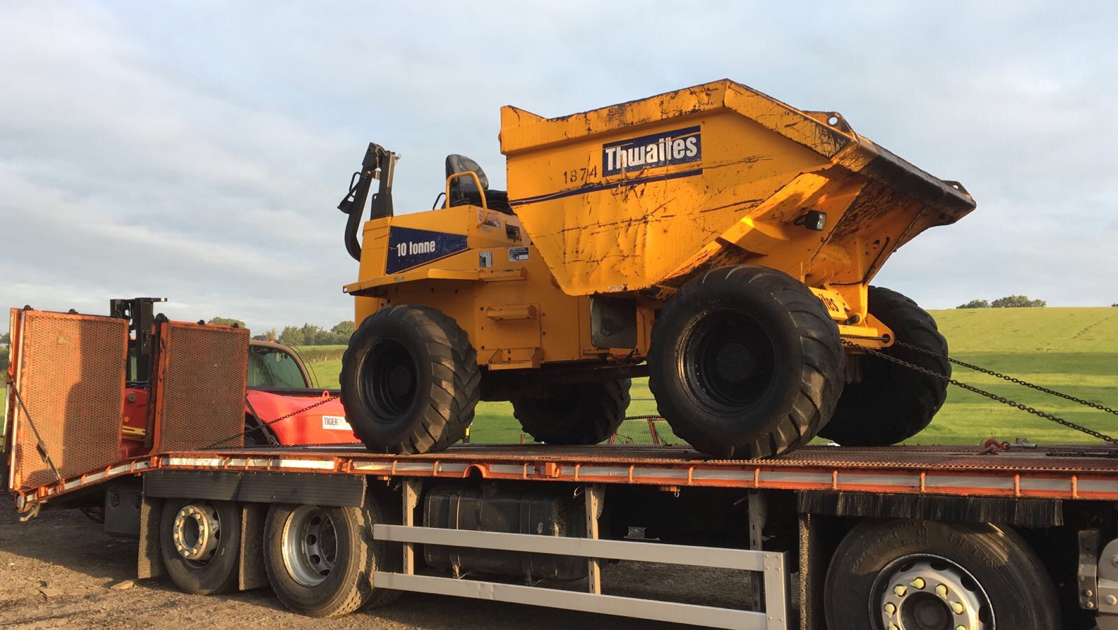 Why you should consider buying plant machinery for long-term jobs