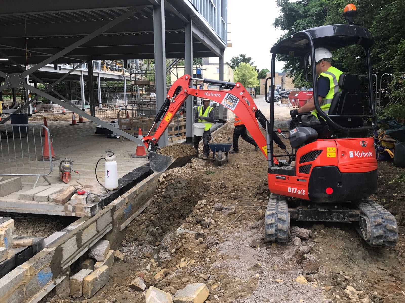 Need an operator for your machine hire?